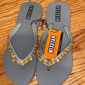 MIX star jeweled flip flops size 7